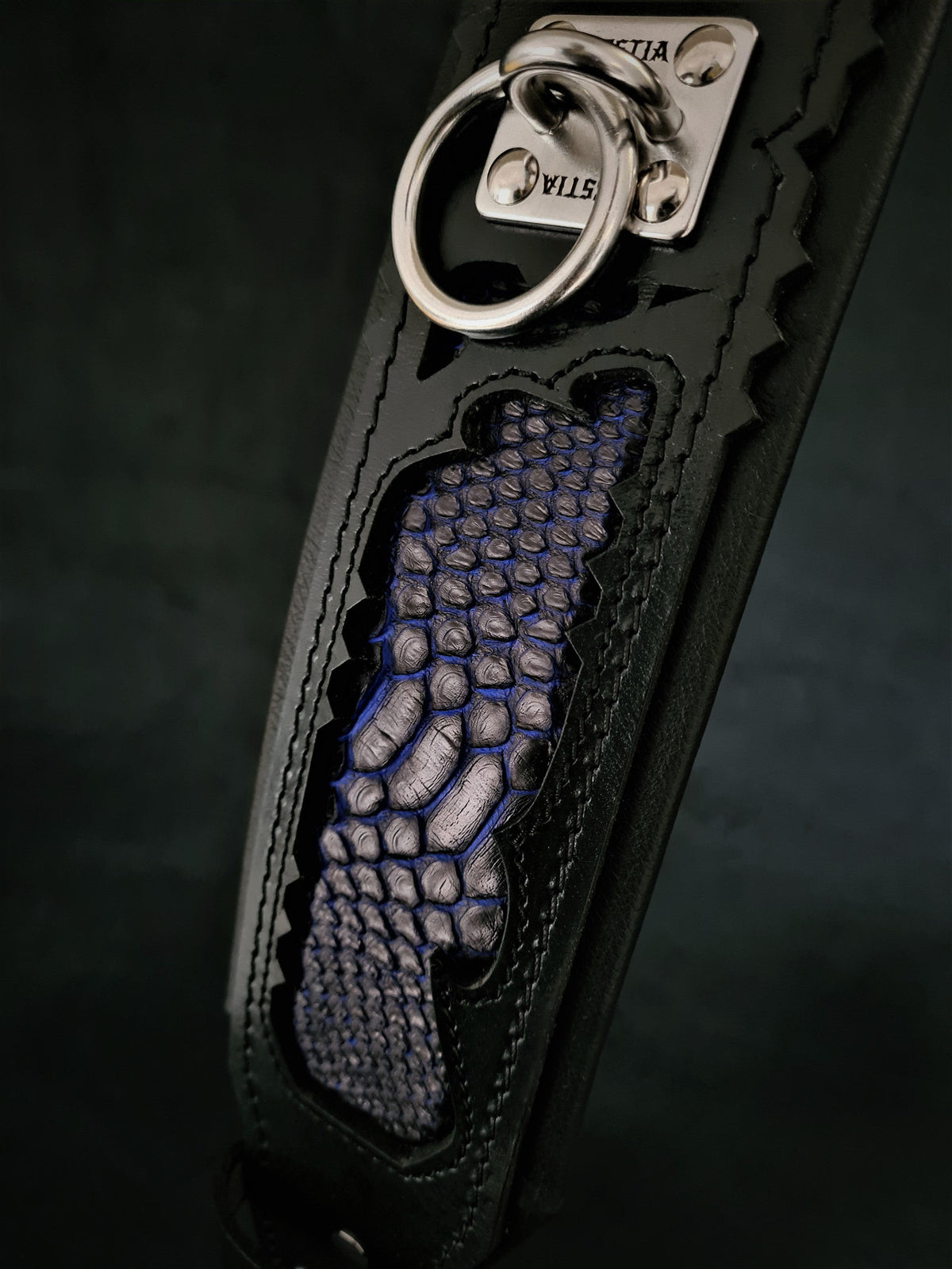 Bestia Indigo Leather Dog Collar | Blue Pattern | M–XXL