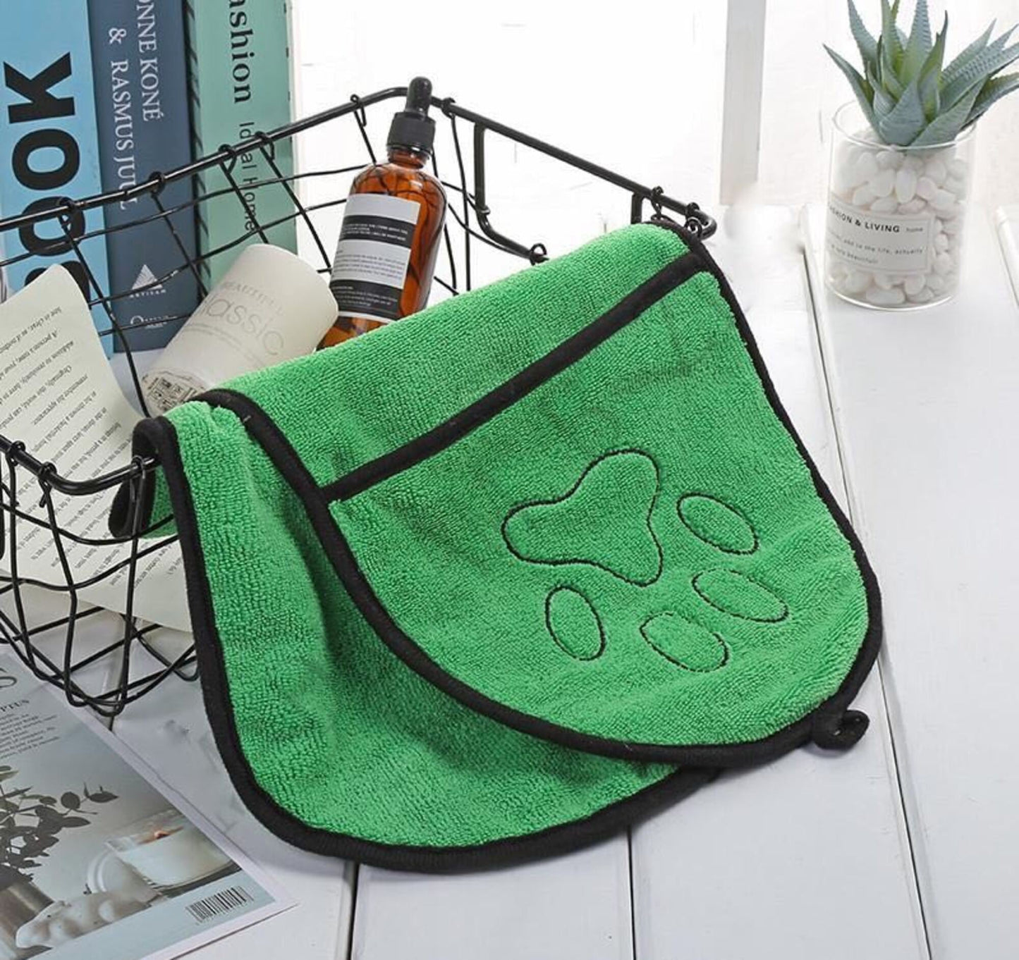Dog Bath Towel (Single) | Ultra-Absorbent Microfiber with Double Drop Pocket